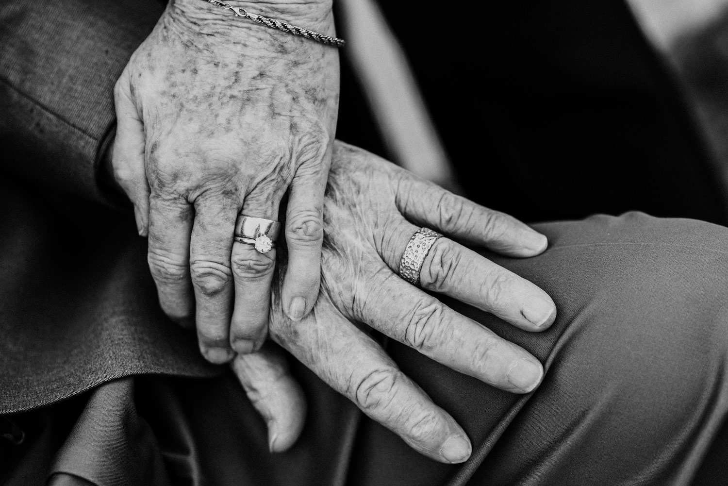 © Christina Freeman Photography | Elderly couple lifestyle session in Anna, TX