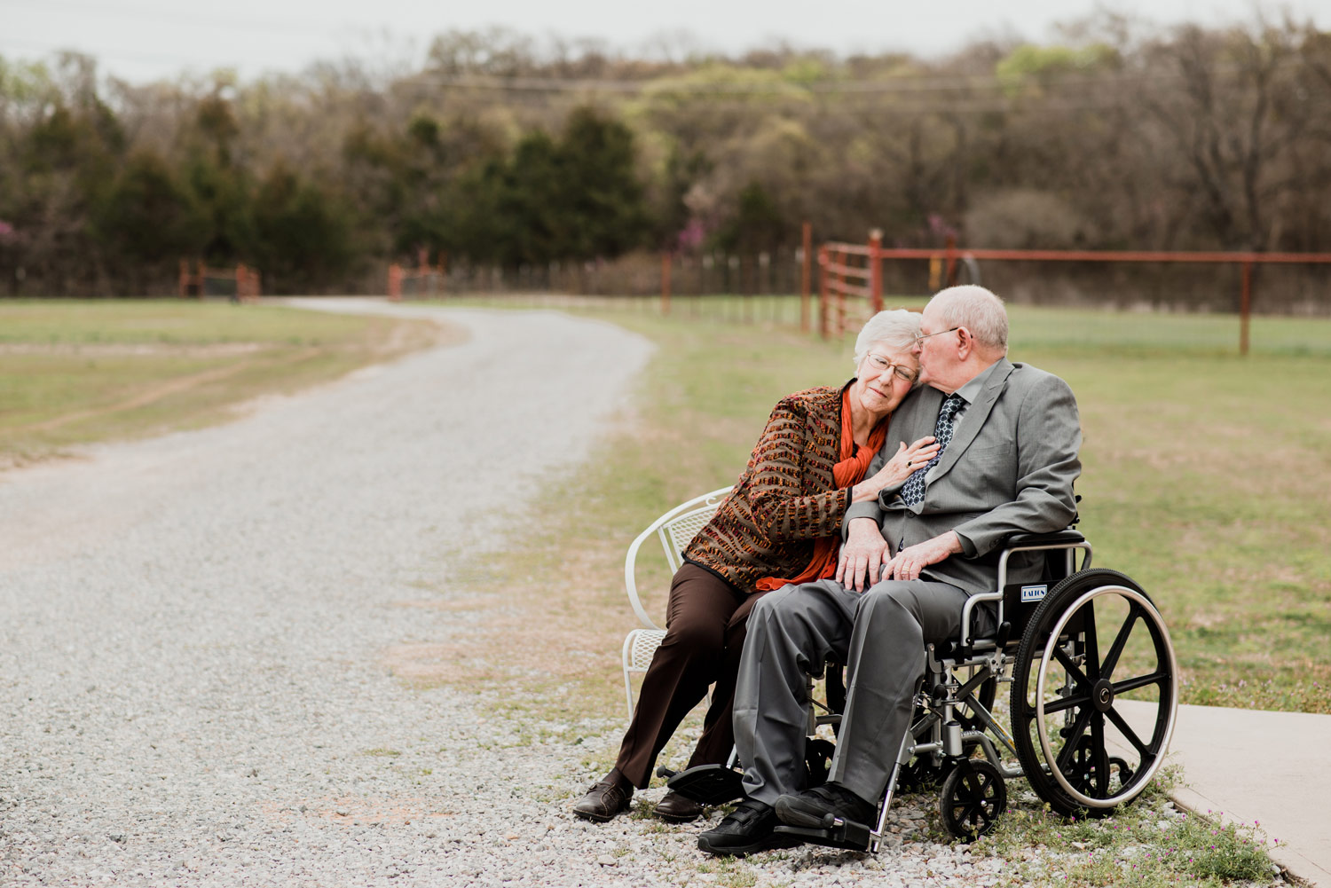 © Christina Freeman Photography | Elderly couple lifestyle session in Anna, TX