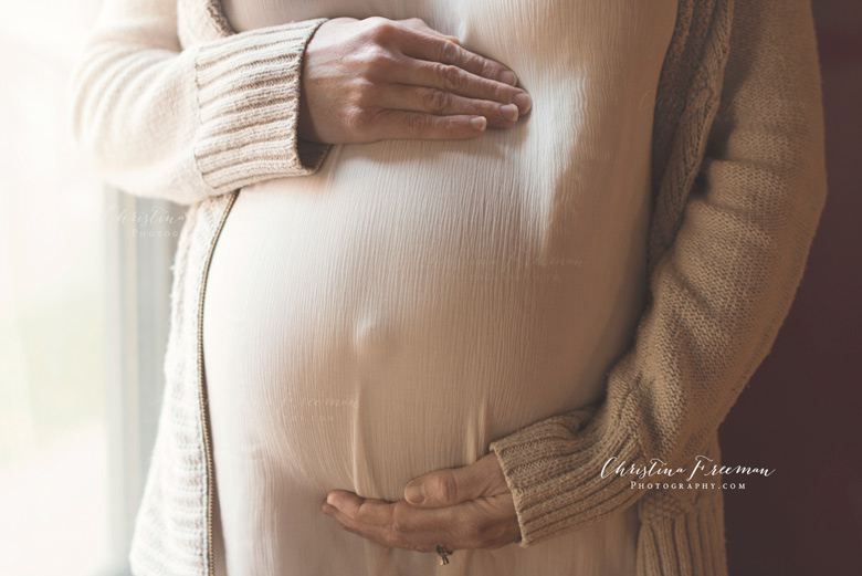 North Chicago Maternity Photographer